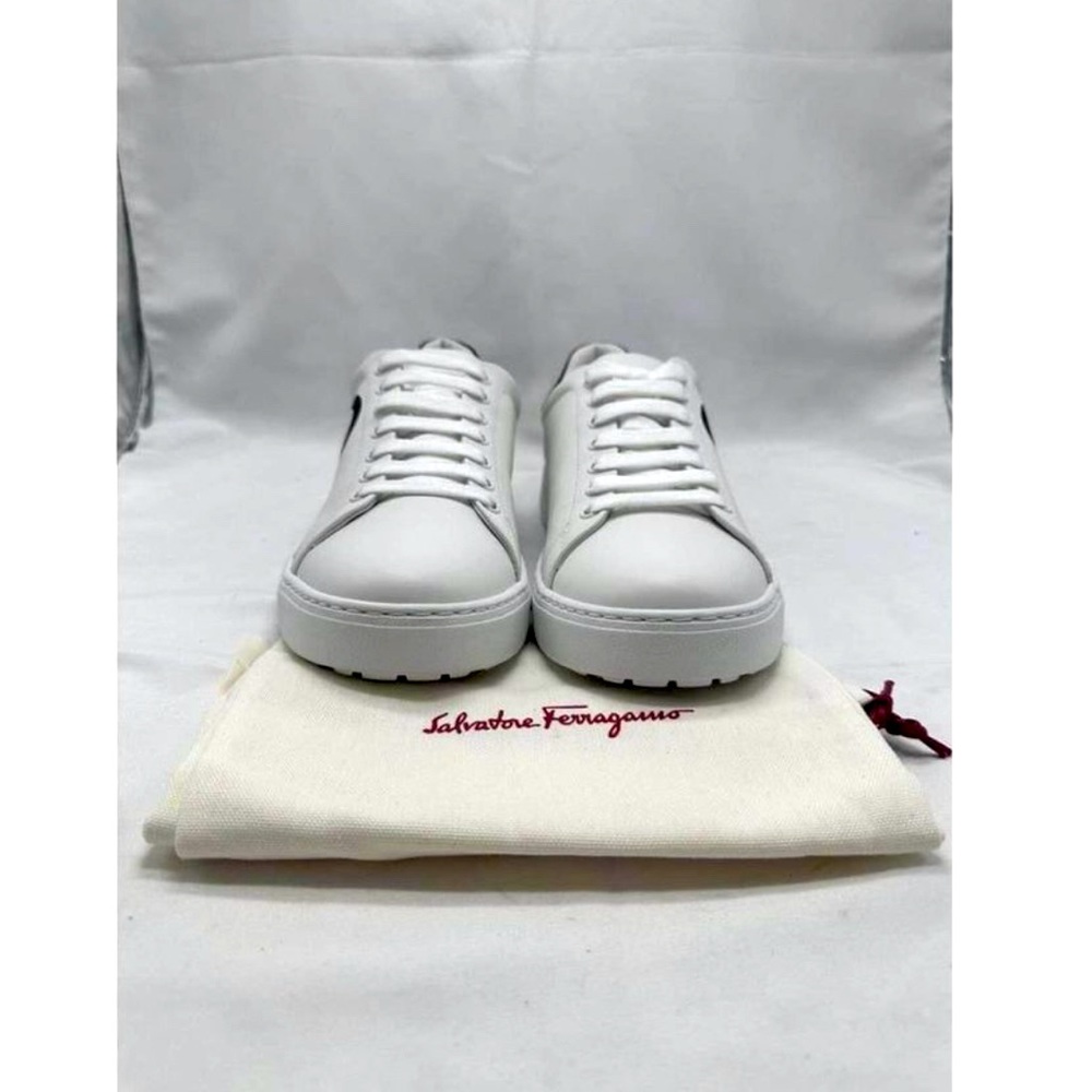 Salvatore Ferragamo Nero Sneakers 100% authentic